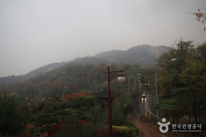 Inwangsan Mountain (인왕산)