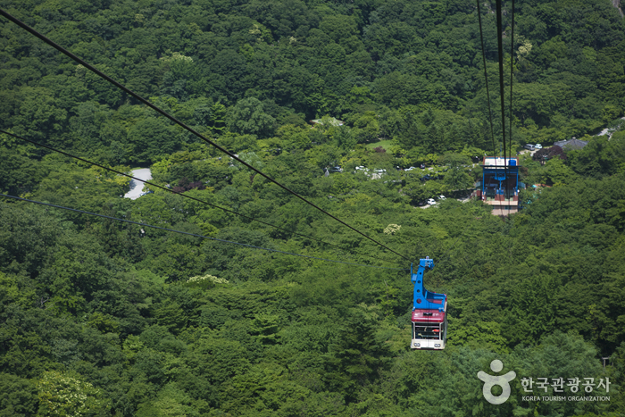 Naejangsan Cable Car (내장산 케이블카)