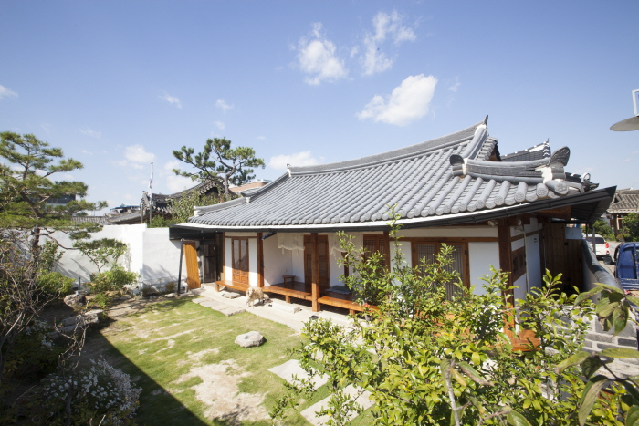 Goyu [Korea Quality] / 고유 [한국관광 품질인증]