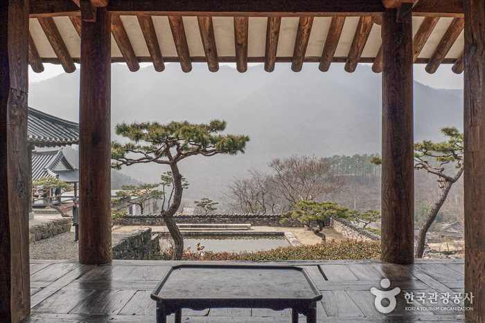 Awon Museum & Hanok Stay (아원고택)