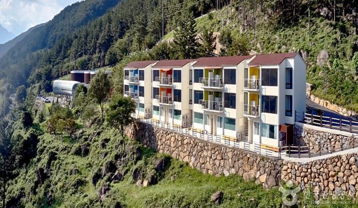 Starway Hadong Healfort (힐포트하동)