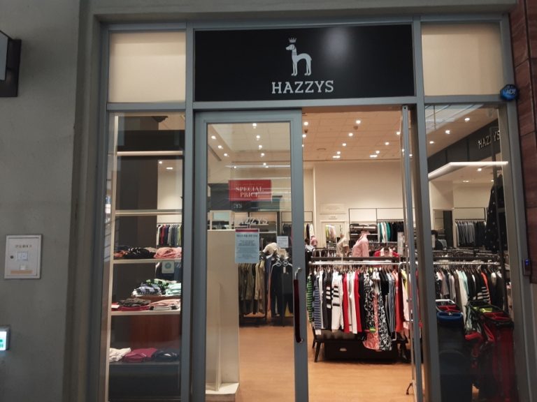 Lf Hazzys – Lotte Gimhae Branch [Tax Refund Shop] (LF 헤지스종합 롯데김해)