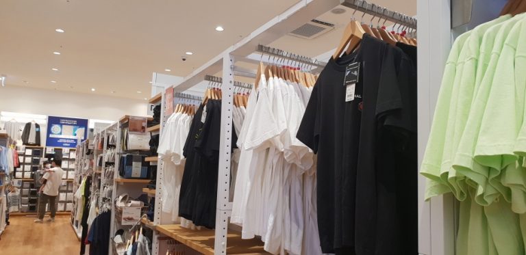 Uniqlo – Yeosu Dundeok Branch [Tax Refund Shop] (유니클로 여수둔덕)