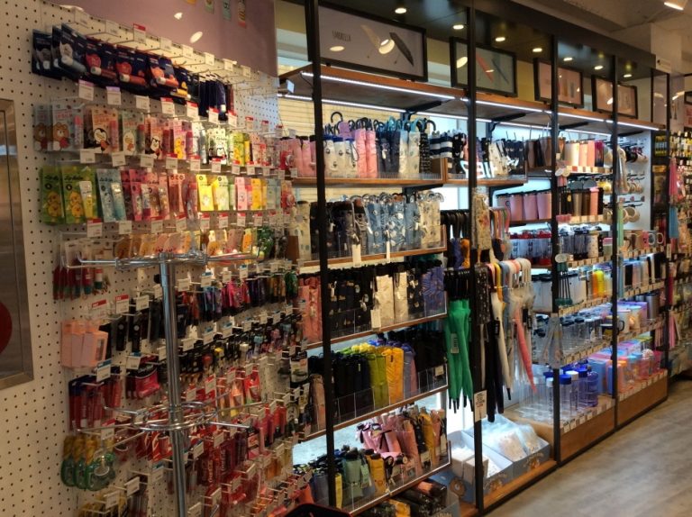 Artbox – Jeju City Hall Branch [Tax Refund Shop] (아트박스 제주시청점)