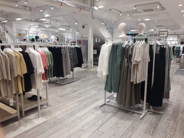 8 Seconds – Jeonju Branch [Tax Refund Shop] (에잇세컨즈 전주점)