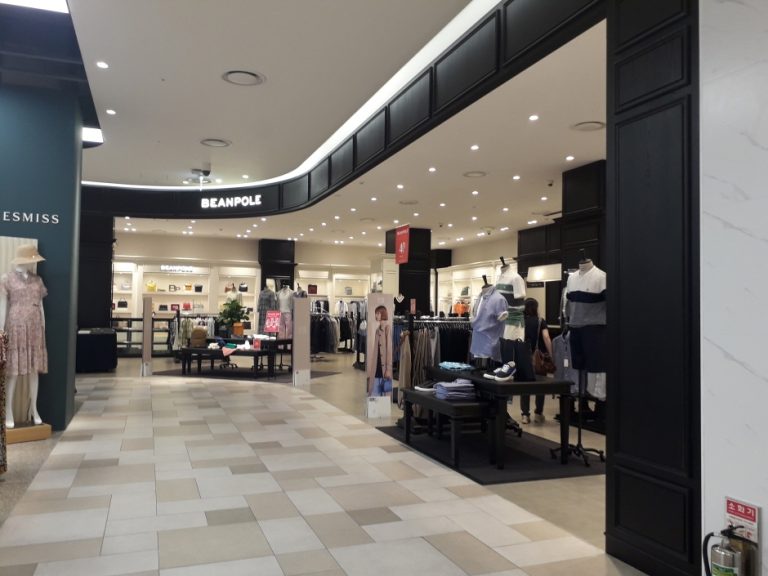 Beanpole – Lotte Mall Gunsan Branch [Tax Refund Shop] (빈폴 롯데몰 군산점)