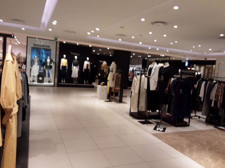 Zadig&Voltaire – Lotte Changwon Branch [Tax Refund Shop] (ZAPIG VOLTAIRE 롯데창원)