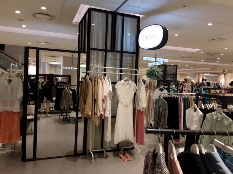 Dewl – Lotte Department Store Changwon Branch [Tax Refund Shop] (DEWL롯데창원)