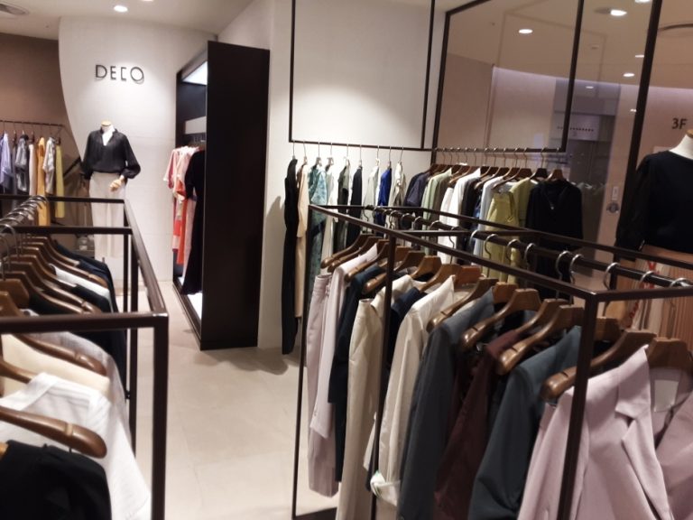 Deco – Lotte Department Store Branch [Tax Refund Shop] (데코 롯데백화점)