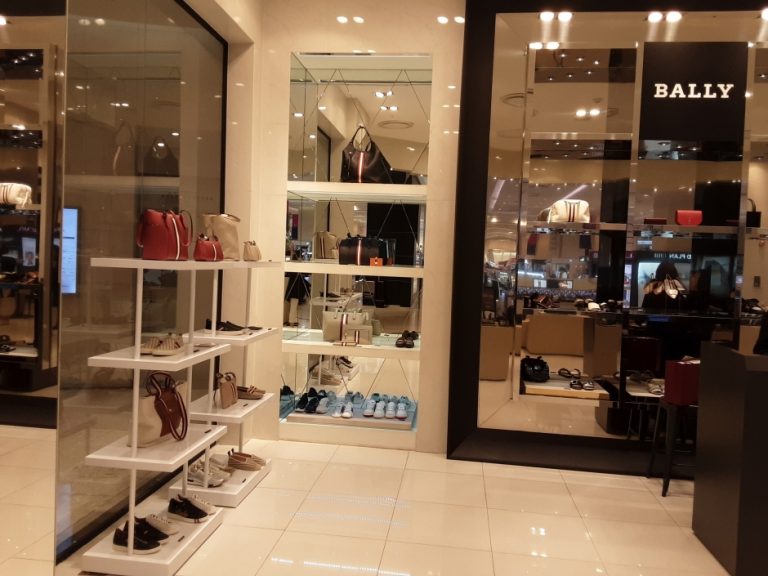 Bally – Lotte Changwon Branch [Tax Refund Shop] (BALLY 롯데창원)