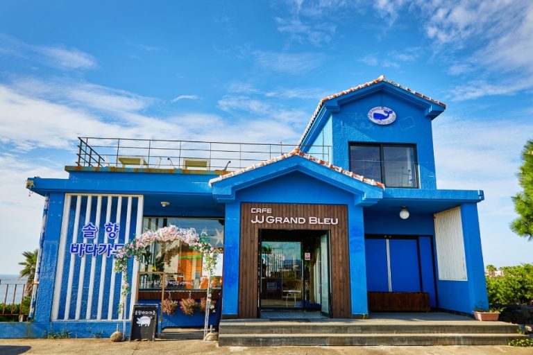 Solhyang Bada Garden Aewol (솔향바다가든 애월)