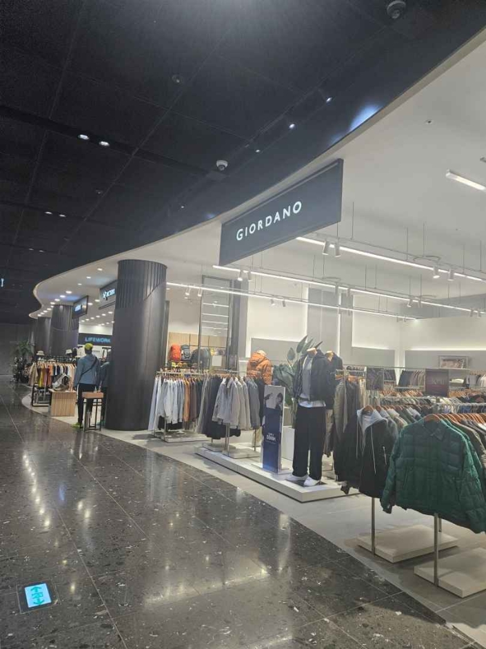 Giordano – Shinsegae Simon Jeju Outlets Branch [Tax Refund Shop] (지오다노 신세계사이먼 제주아울렛)