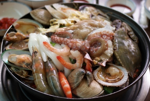 Yonggung haemultang (용궁해물탕)