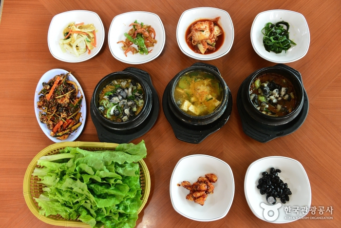 Ureongi Baksa (우렁이박사)