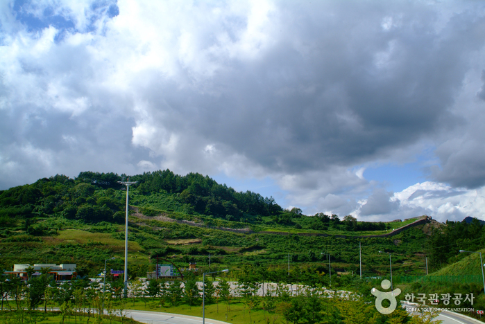 Danyang Jeokseong Fortress (단양 적성)