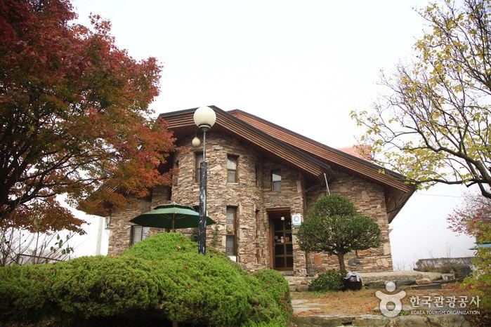 Marnbauchon Garden (만바우촌가든)