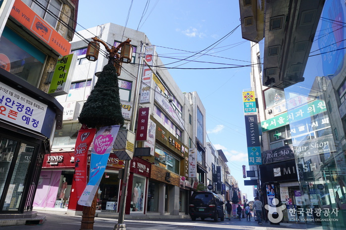 Chuncheon Myeongdong Street (춘천명동거리)