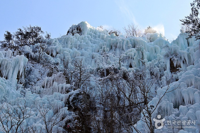 Cheongsong Eoreumgol Valley (Cheongsong National Geopark) (청송 얼음골 (청송 국가지질공원))