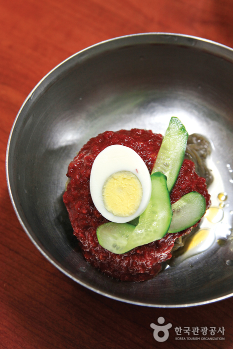 Haeju Naengmyeon (해주냉면)