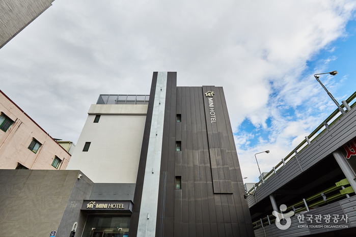 141MINIHOTEL (141미니호텔)