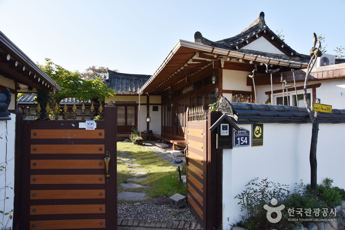 Huewon (경주휴원)