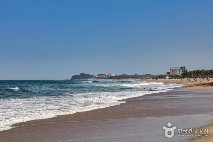 Naksan Beach (낙산해수욕장)