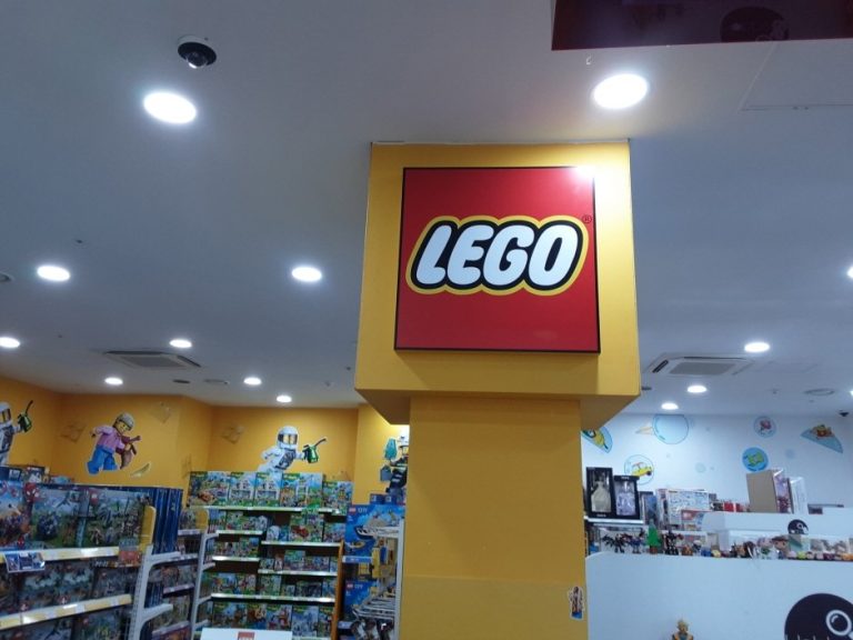 Lego – Hyundai Gimpo Branch [Tax Refund Shop] (레고 현대김포)