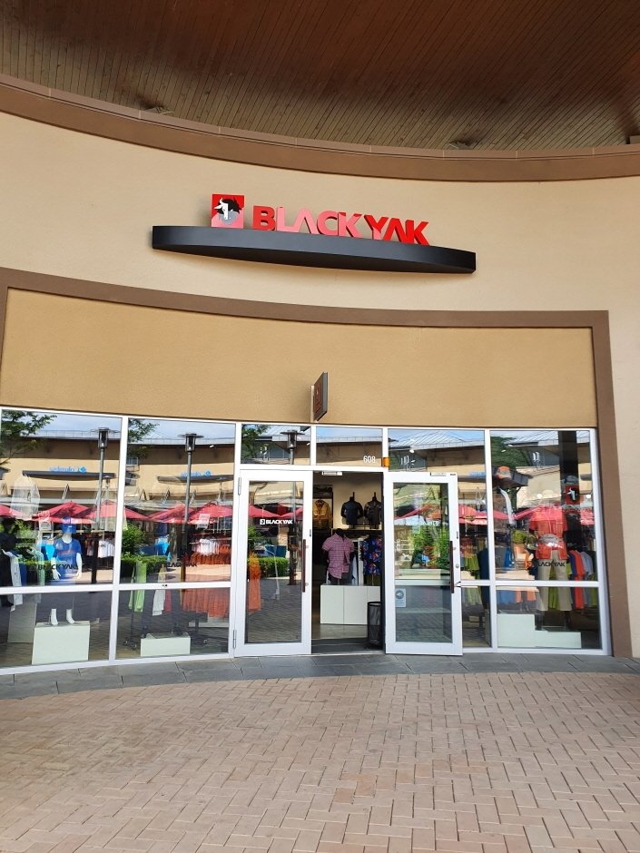 Black Yak – Shinsegae Yeoju Branch [Tax Refund Shop] (블랙야크 신세계여주)