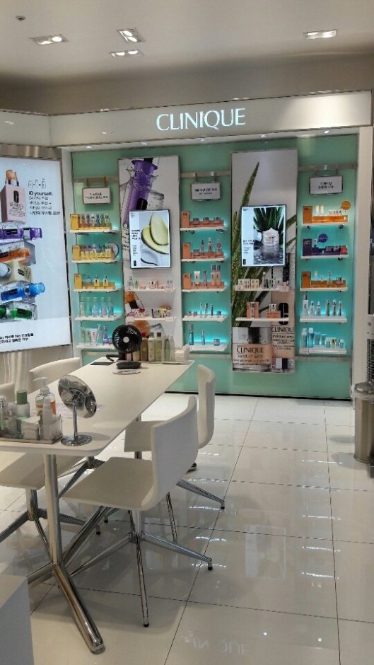 Clinique – Lotte Ansan Branch [Tax Refund Shop] (크리니크 롯데안산)