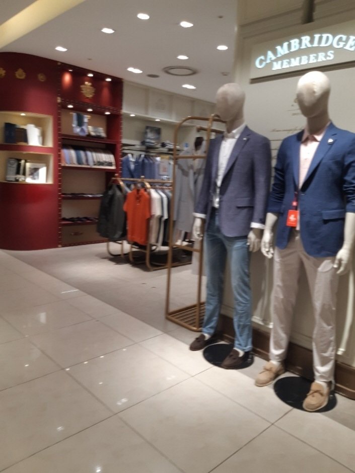 Kolon Cambridge Members – AK Suwon Branch [Tax Refund Shop] (코오롱 캠브리지 AK수원)