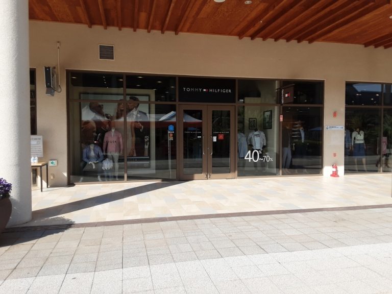 Tommy Hilfiger – Lotte Buyeo Branch [Tax Refund Shop] (타미힐피거 롯데부여)