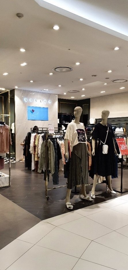 Sisley – Lotte Department Store Pyeongchon Branch [Tax Refund Shop] (시슬리 롯데백화점평촌점)