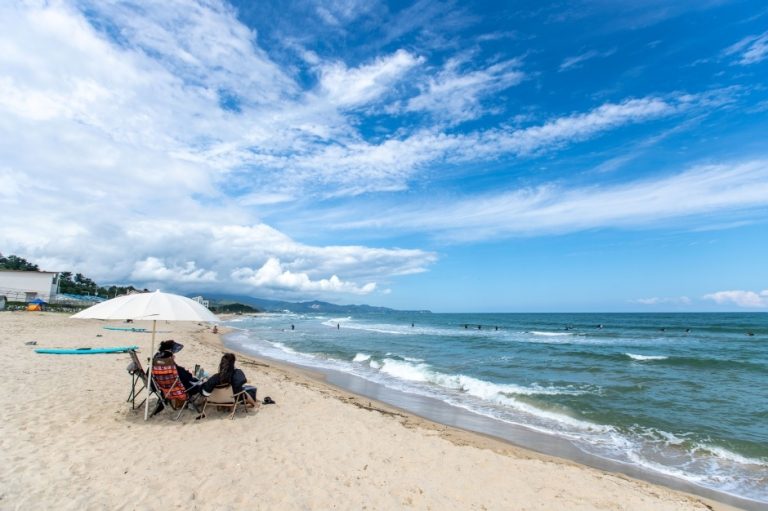 Daejin Beach (대진 해수욕장)