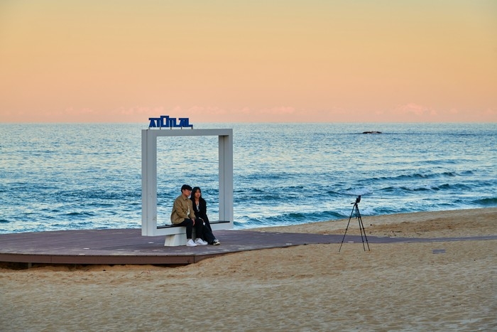 Hyanghohaebyeon Beach (향호해변)