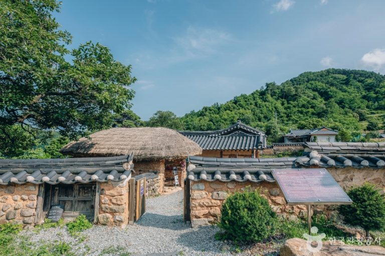 Jukheon Traditional House [Korea Quality] / 죽헌고택 [한국관광 품질인증]