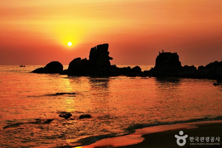 Gonghyeonjin1-rihaebyeon Beach (공현진1리해변)