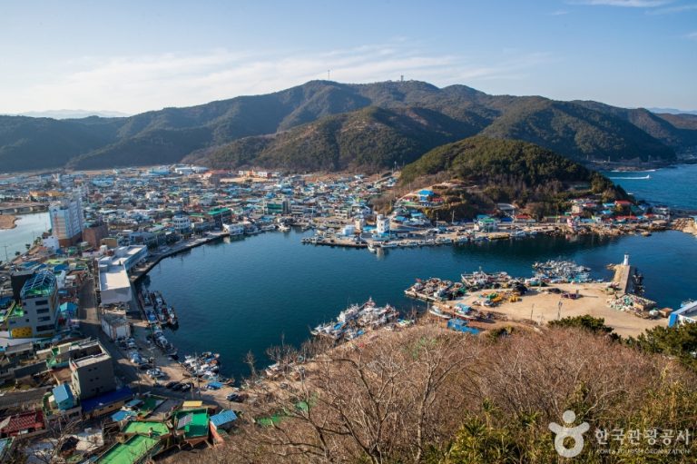 Chuksanhang Port (축산항)