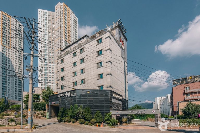 Hotel Film 37.2 (호텔 필림37.2)