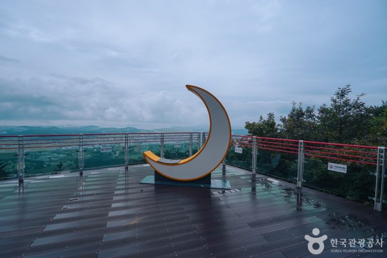 Ongmasan Mountain (옥마산)