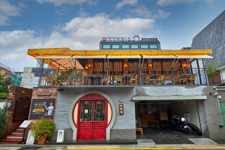 Pizzeria O Main Branch (핏제리아오 대학로 본점)