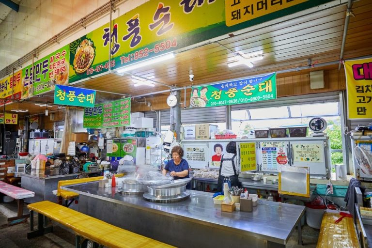 Cheongpungjip (청풍집)