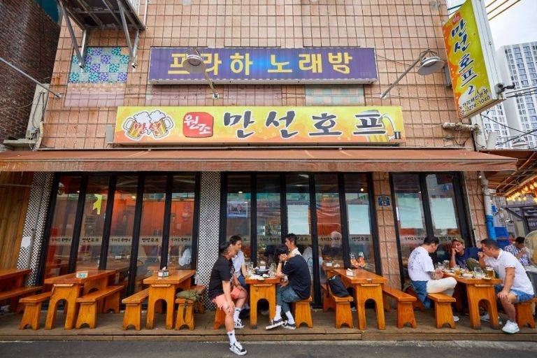 Euljiro Nogari Alley (을지로 노가리골목)