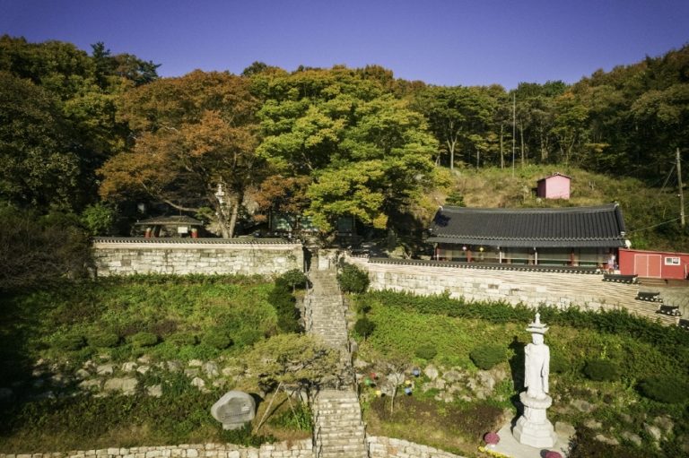 Hongseong Gujeoram Hermitage (구절암(홍성))