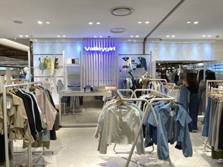 Valleygirl – Savezone Gwangmyeong Branch [Tax Refund Shop] (밸리걸 세이브존 광명점)