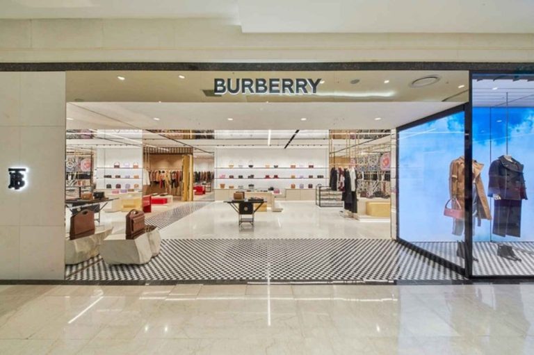 Burberry – Hyundai Outlet Gimpo Branch [Tax Refund Shop] (버버리 현대아울렛 김포점)