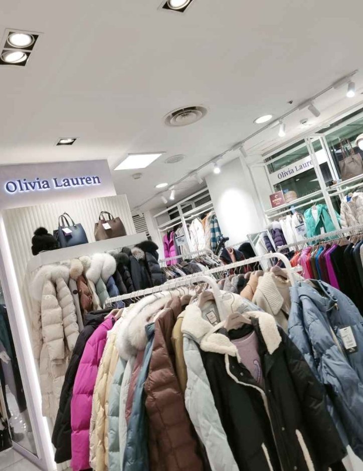 Olivia Lauren – Newcore Pyeongchon Branch [Tax Refund Shop] (올리비아로렌 뉴코아 평촌)