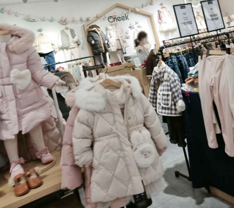 Cheek – Newcore Pyeongchon Branch [Tax Refund Shop] (치크 뉴코아 평촌)