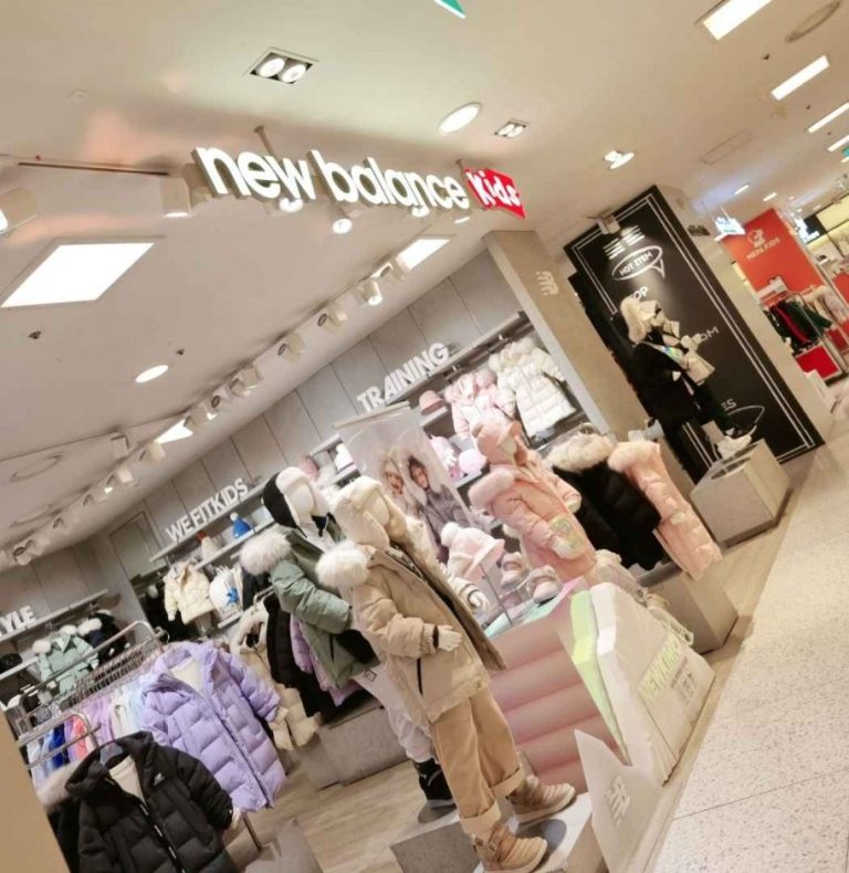 New Balance Kids – Newcore Pyeongchon Branch [Tax Refund Shop] (뉴발란스 키즈 뉴코아 평촌)