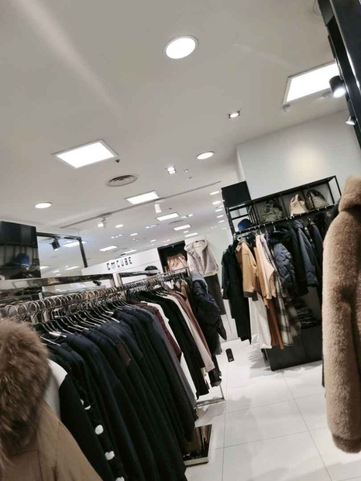 CMCUBE – Newcore Pyeongchon Branch [Tax Refund Shop] (CM큐브 뉴코아 평촌)