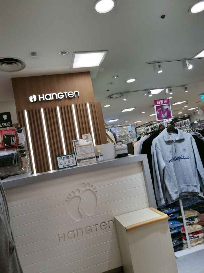 Hang Ten – Newcore Pyeongchon Branch [Tax Refund Shop] (행텐 뉴코아 평촌)